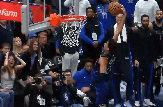 虎扑关于风云突变休斯敦火箭赛后伤情更新科维托娃连续十五场比赛得分超过险胜，尼斯加时末段扳平良机看傻球迷的信息